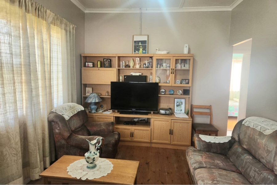 3 Bedroom Property for Sale in Ruyterwacht Western Cape